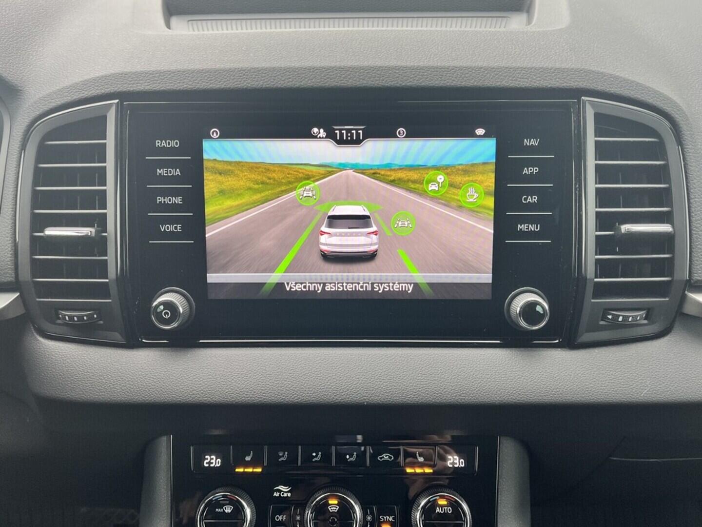 O119V07065_27.webp_KAROQ Drive 1.5 TSI 110 kW automat, DPH