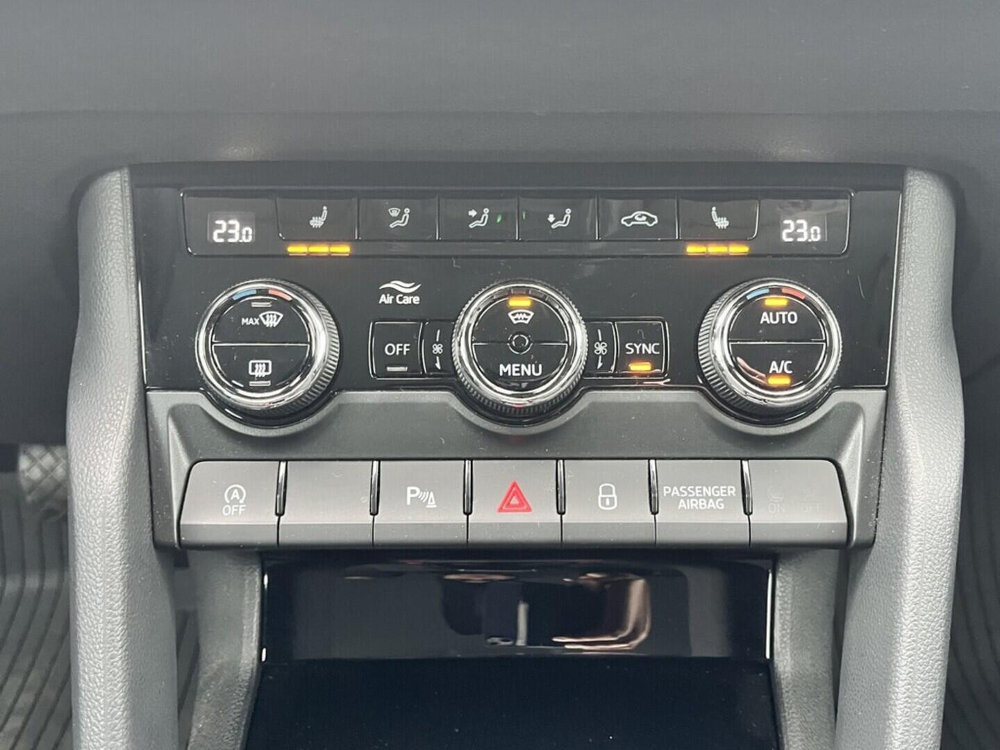 O119V07065_29.webp_KAROQ Drive 1.5 TSI 110 kW automat, DPH