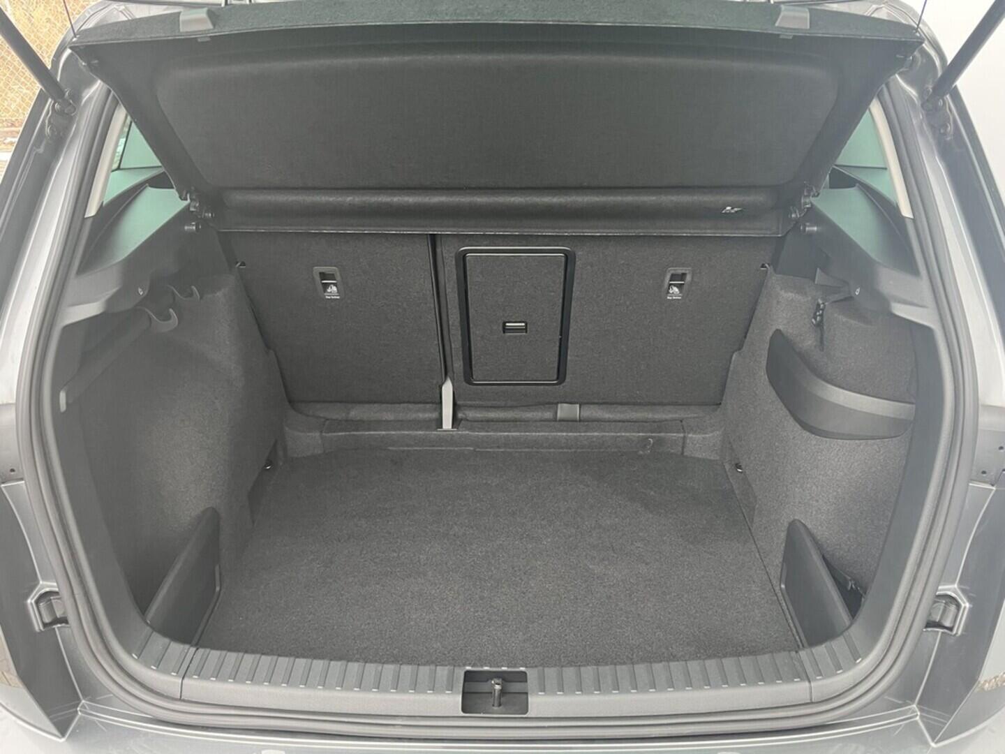 O119V07065_33.webp_KAROQ Drive 1.5 TSI 110 kW automat, DPH