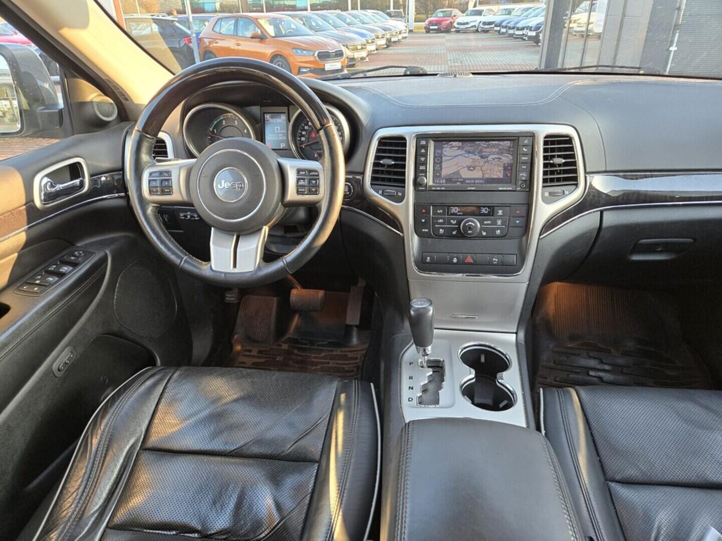 O119V07069_13.webp_GRAND CHEROKEE Limited 3.0  177 kW automat, DPH