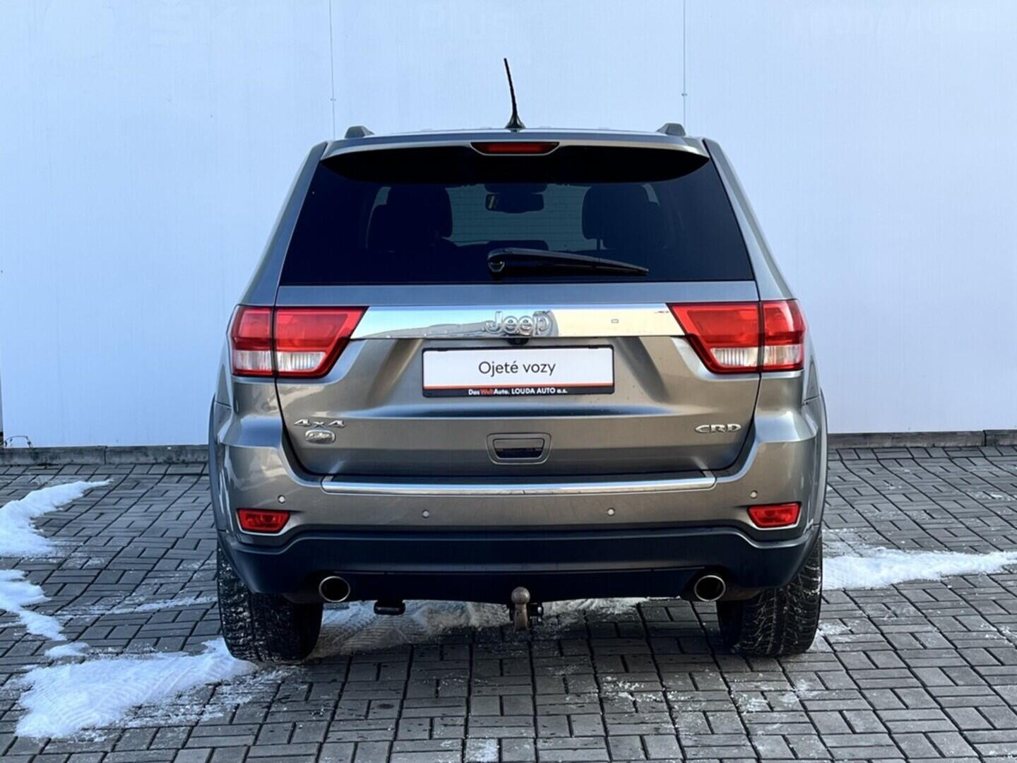 O119V07069_17.webp_GRAND CHEROKEE Limited 3.0  177 kW automat, DPH