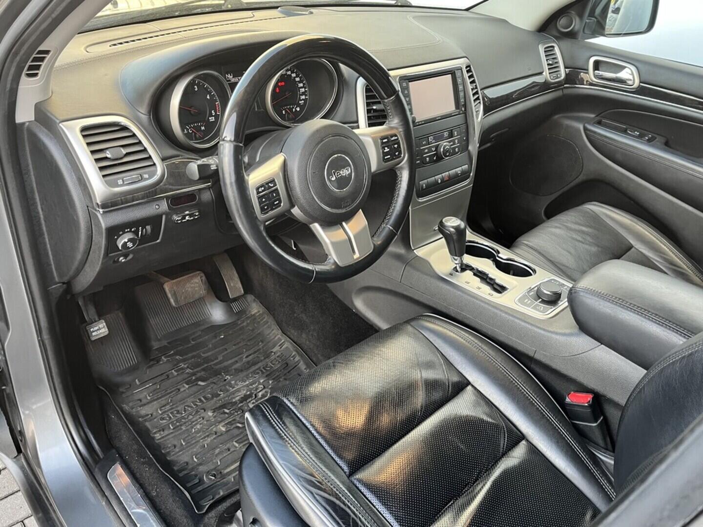 O119V07069_21.webp_GRAND CHEROKEE Limited 3.0  177 kW automat, DPH