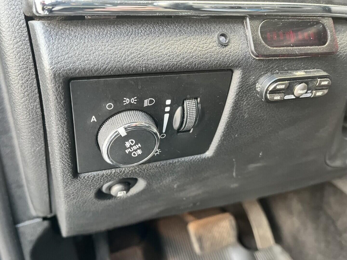 O119V07069_22.webp_GRAND CHEROKEE Limited 3.0  177 kW automat, DPH