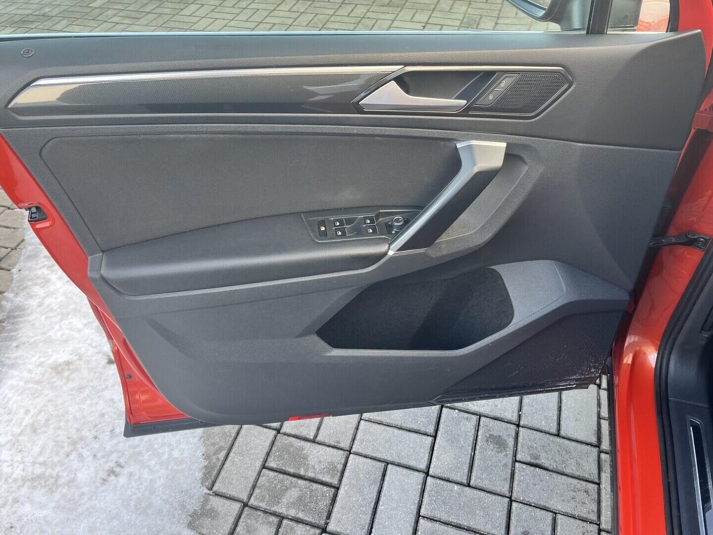 O119V07073_19.webp_TIGUAN Highline 2.0 TSI 162 kW automat