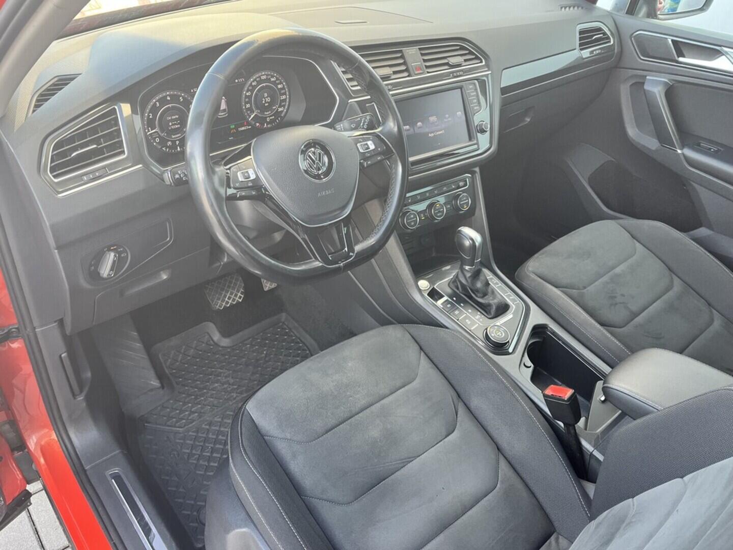 O119V07073_22.webp_TIGUAN Highline 2.0 TSI 162 kW automat