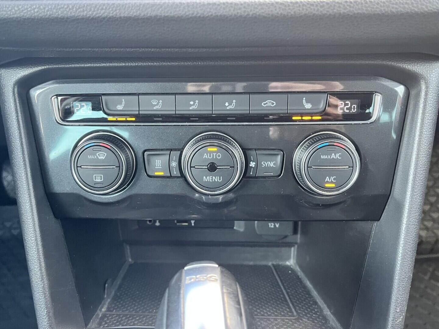 O119V07073_32.webp_TIGUAN Highline 2.0 TSI 162 kW automat