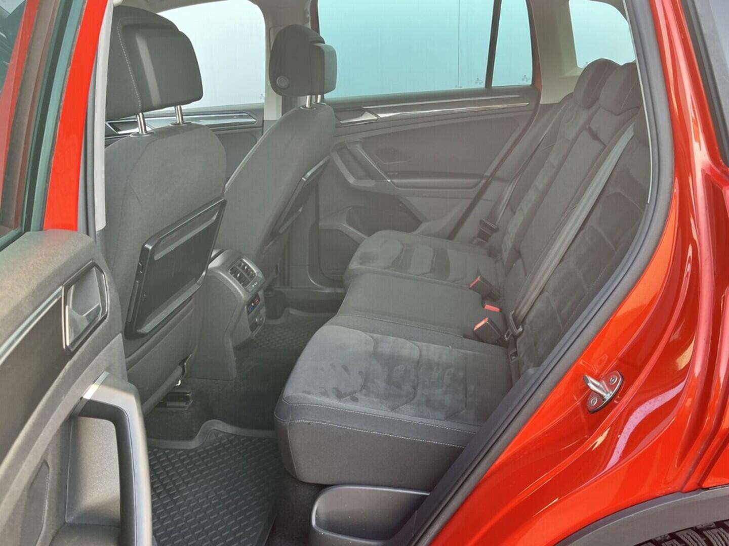 O119V07073_35.webp_TIGUAN Highline 2.0 TSI 162 kW automat