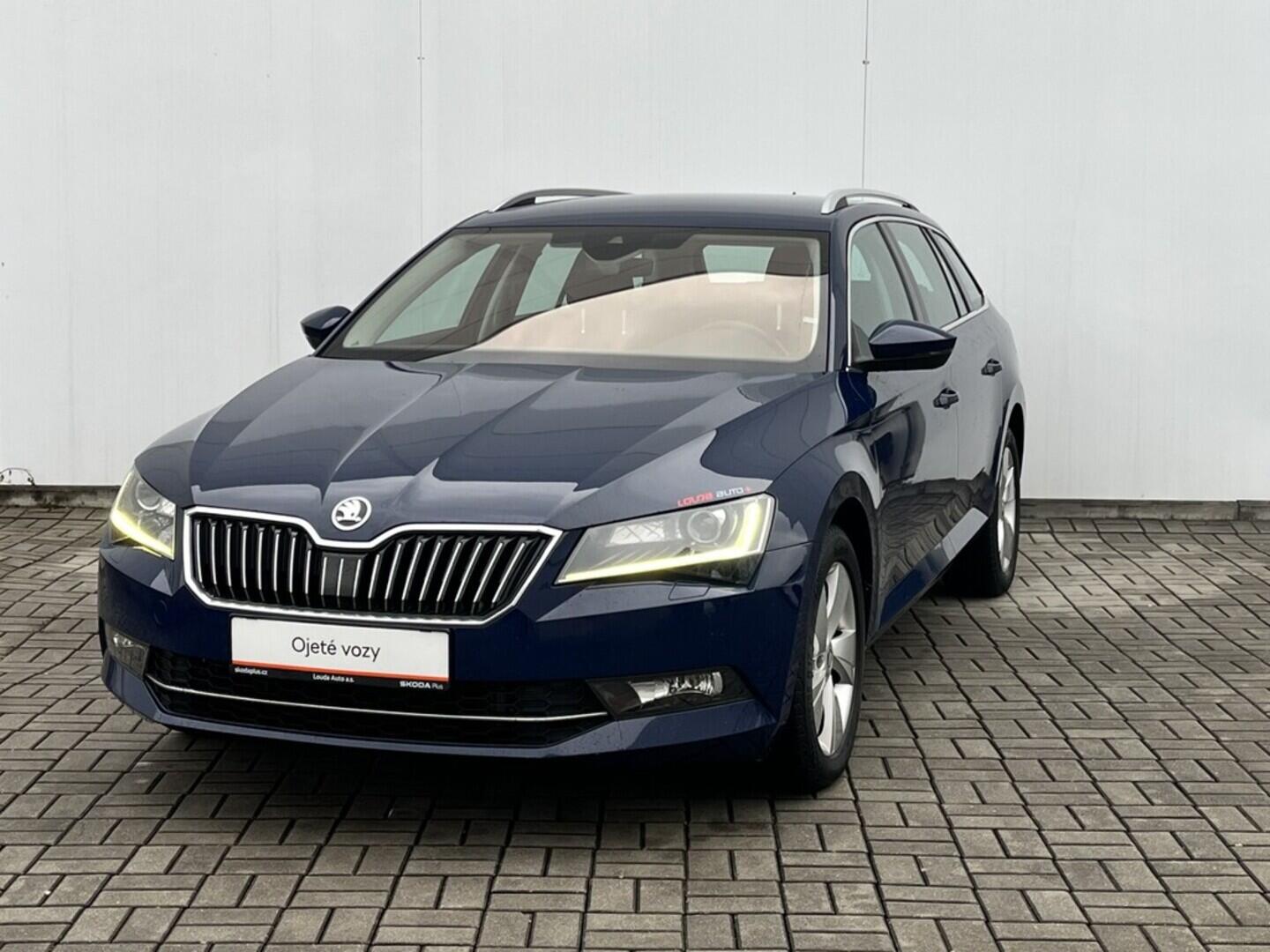 O119V07074_10.webp_SUPERB Ambiente 2.0 TDI 110 kW automat