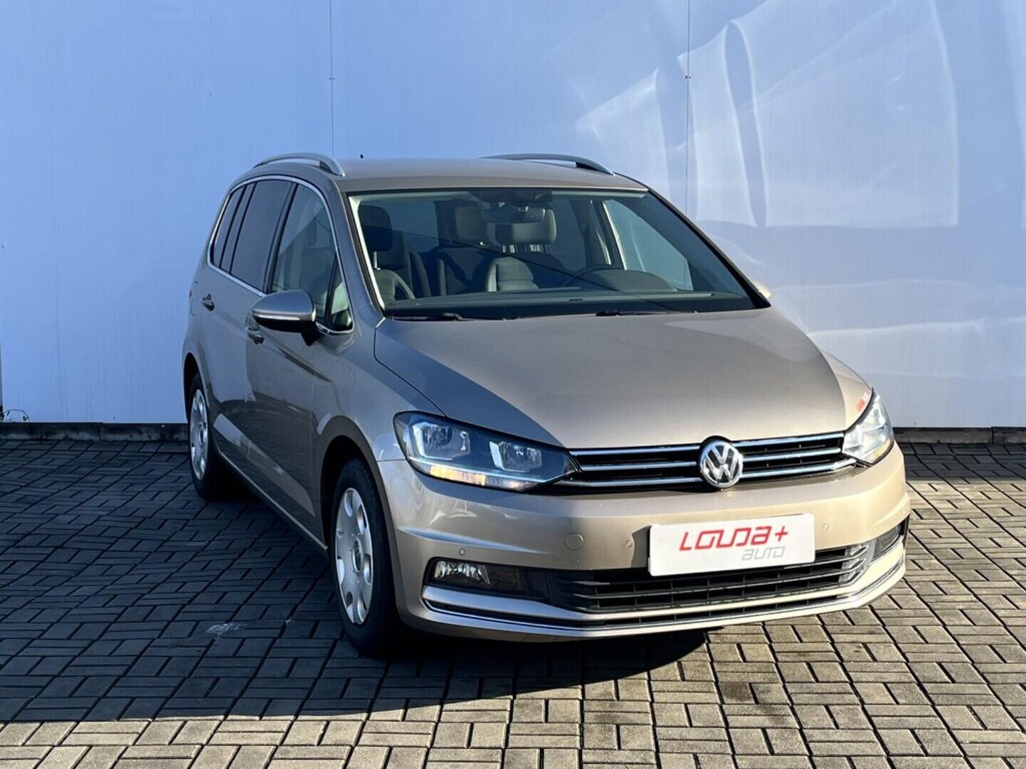 O119V07082_14.webp_TOURAN HIGHLINE 1.4 TSI 110 kW automat