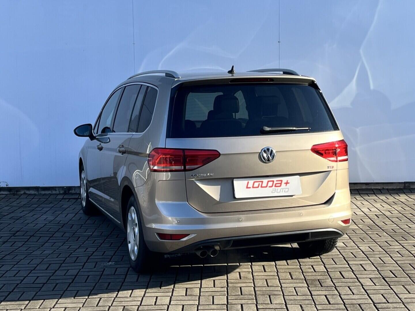 O119V07082_15.webp_TOURAN HIGHLINE 1.4 TSI 110 kW automat