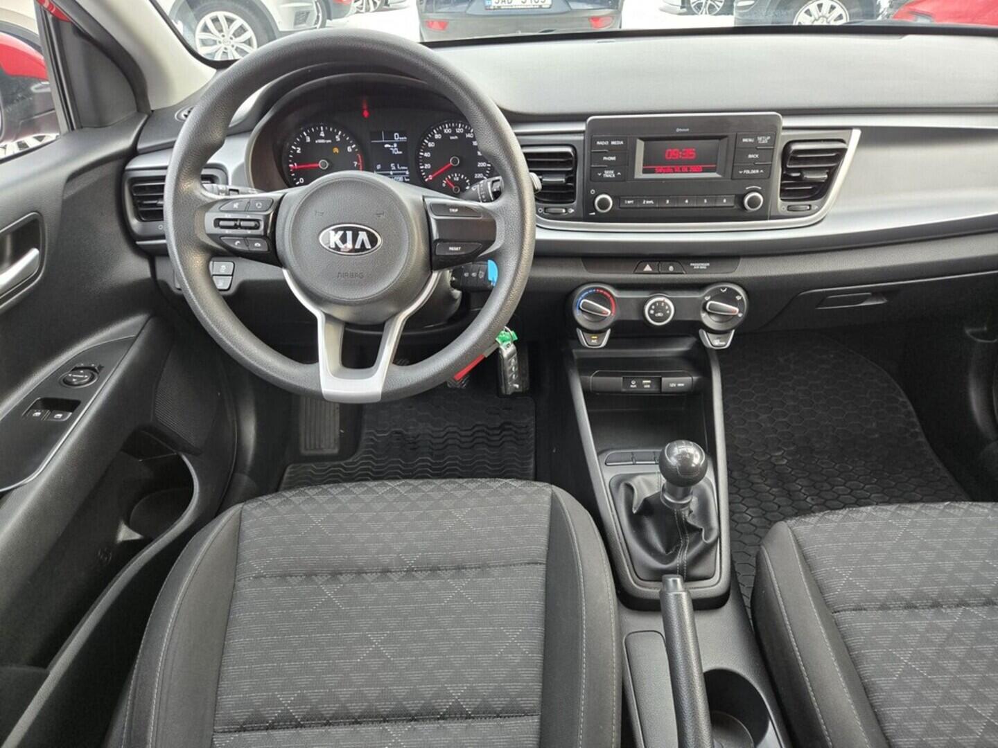 O119V07085_13.webp_RIO  1.2 MPI 62 kW manuál