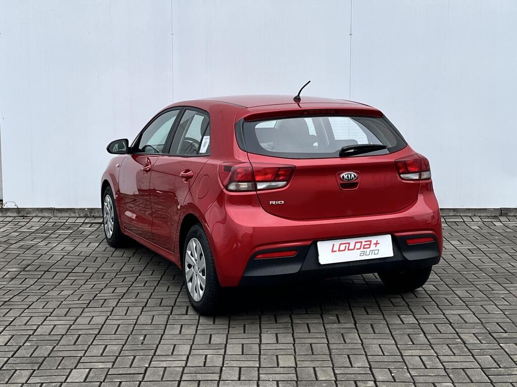 O119V07085_15.webp_RIO  1.2 MPI 62 kW manuál