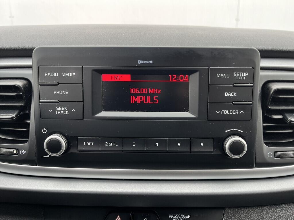 O119V07085_24.webp_RIO  1.2 MPI 62 kW manuál