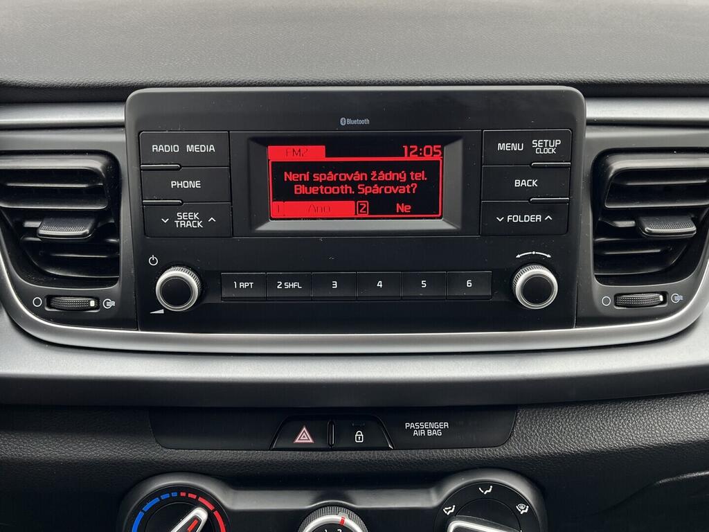 O119V07085_25.webp_RIO  1.2 MPI 62 kW manuál