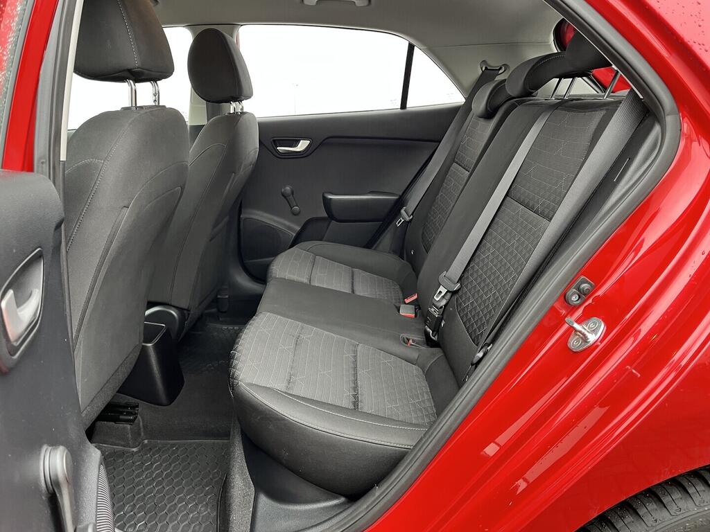 O119V07085_28.webp_RIO  1.2 MPI 62 kW manuál