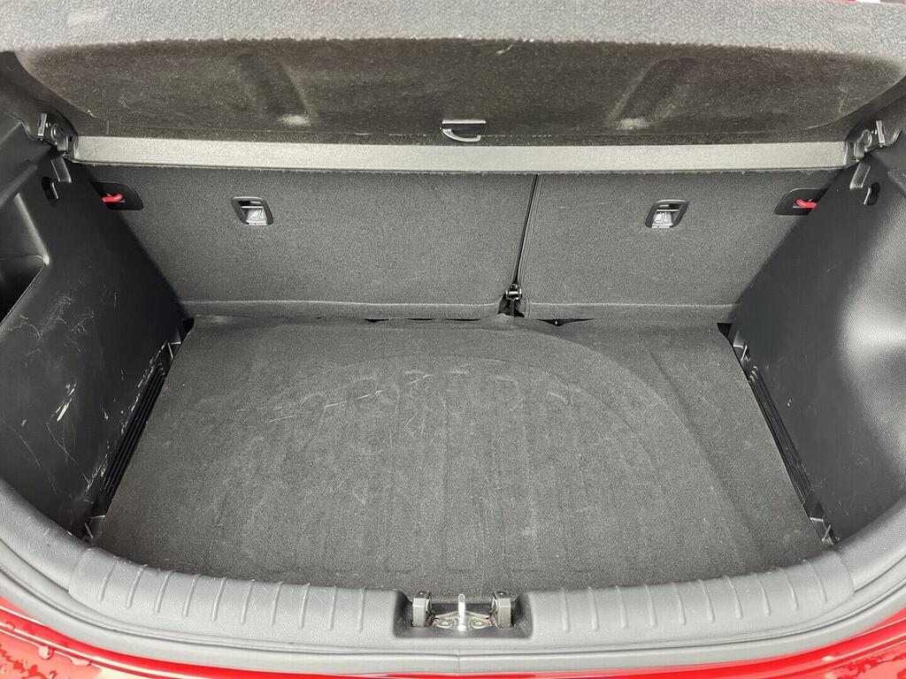 O119V07085_29.webp_RIO  1.2 MPI 62 kW manuál