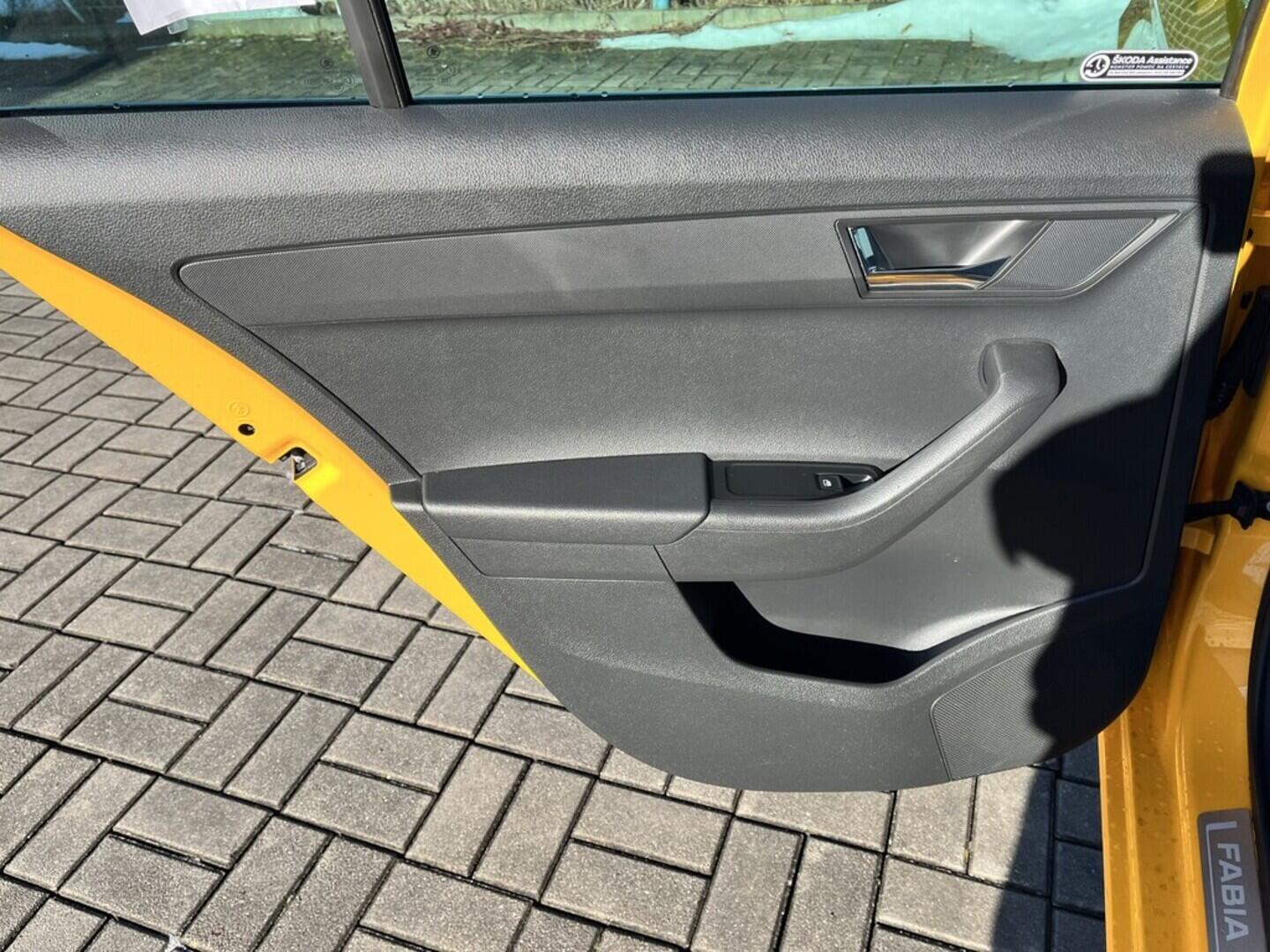 O119V07088_32.webp_FABIA Style 1.0 TSI 81 kW automat