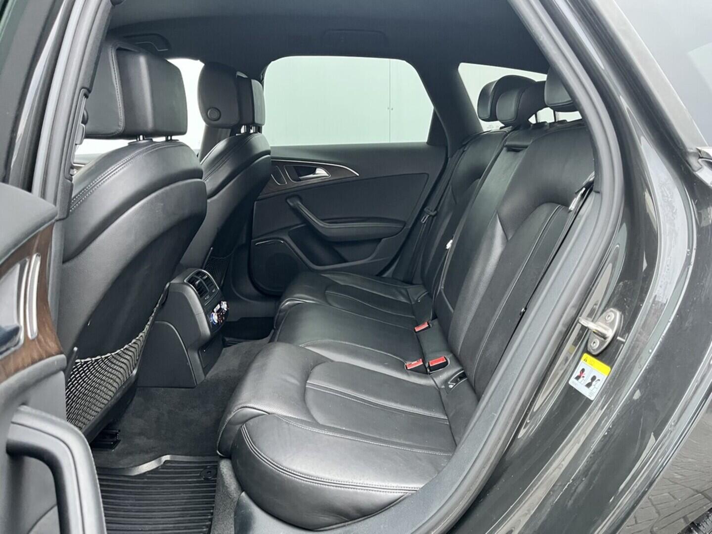 O119V07094_32.webp_A6 s-line 3.0 TDI 230 kW automat