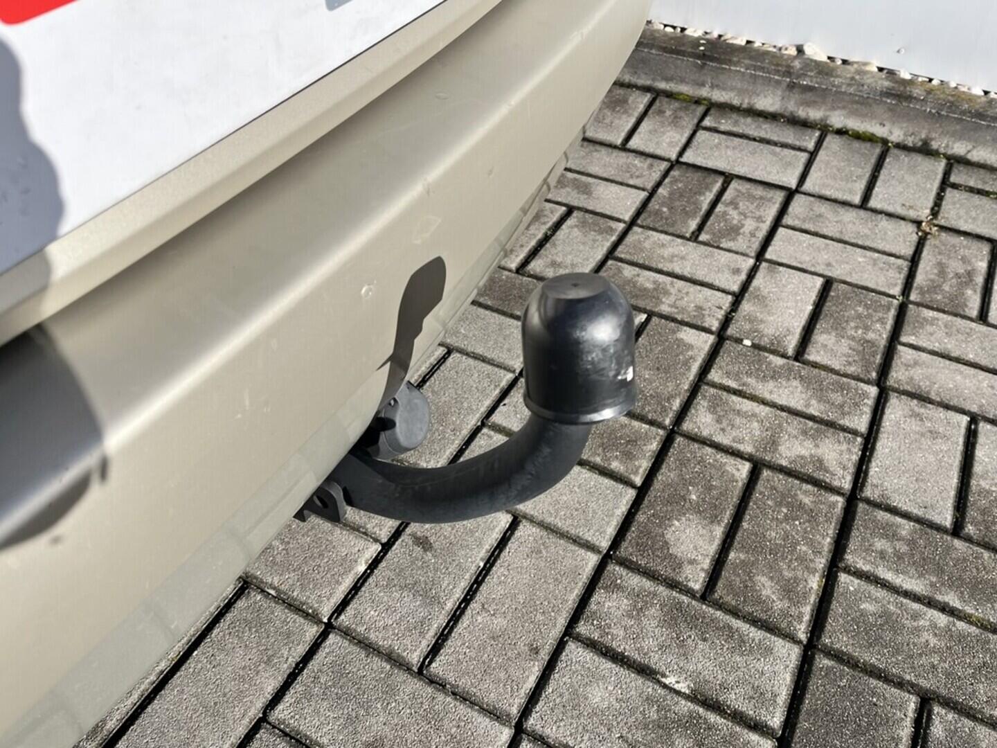 O119V07097_31.webp_SCÉNIC  1.6 16V 82 kW manuál