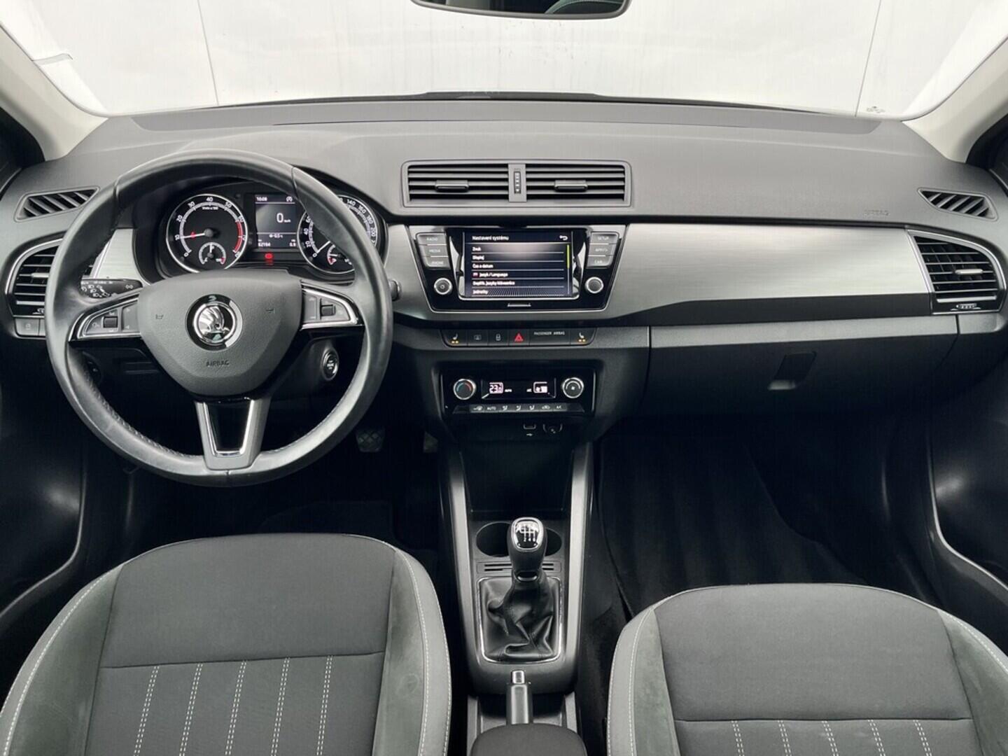 O119V07101_18.webp_FABIA Style 1.0 TSI 81 kW manuál