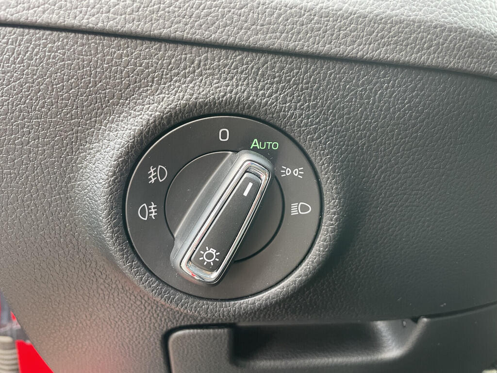 O119V07102_26.webp_SUPERB SportLine 1.4 TSI 160 kW automat, DPH