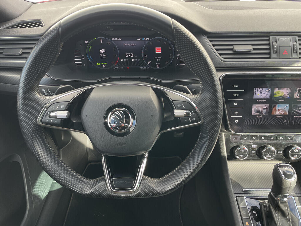 O119V07102_27.webp_SUPERB SportLine 1.4 TSI 160 kW automat, DPH