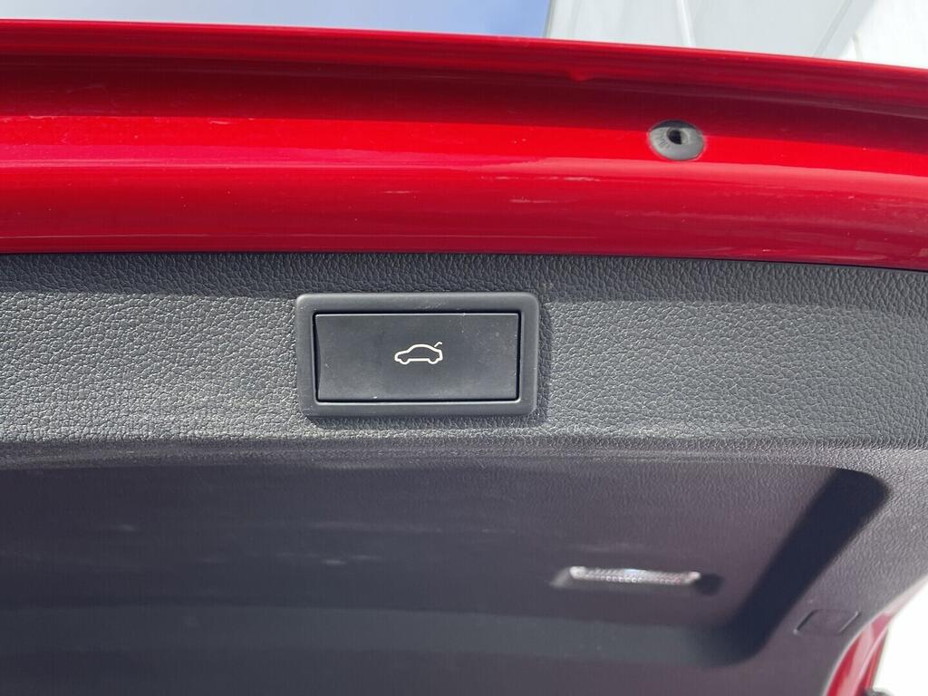 O119V07102_41.webp_SUPERB SportLine 1.4 TSI 160 kW automat, DPH