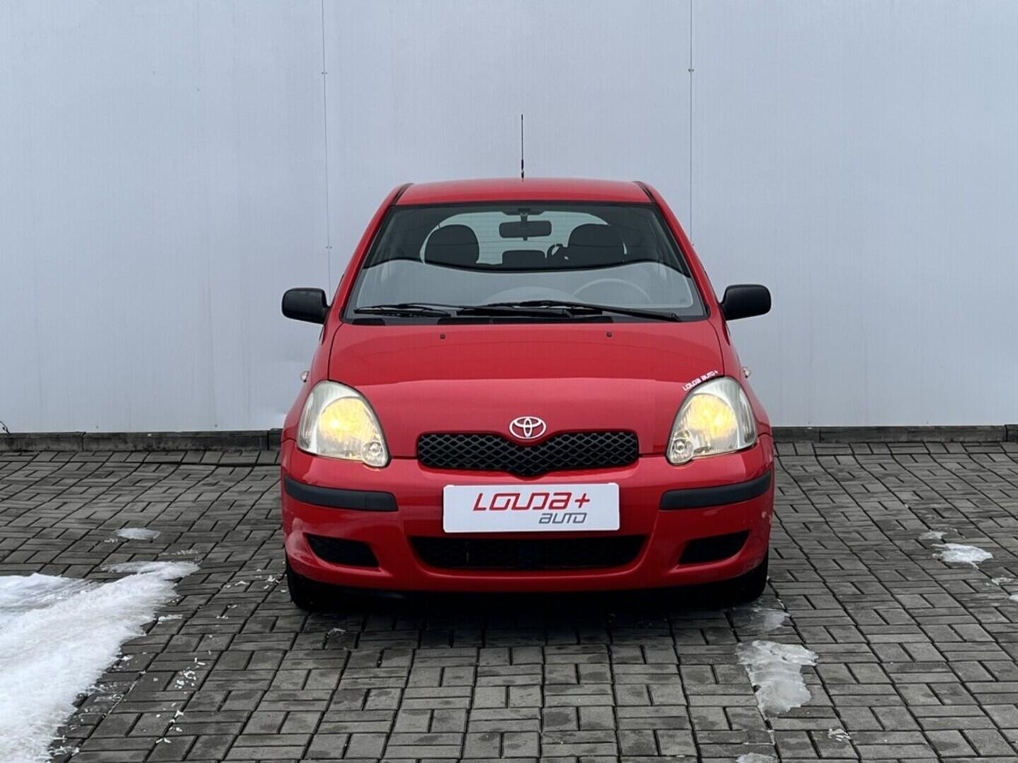 O119V07103_13.webp_YARIS  1.0 VVT-i 48 kW manuál