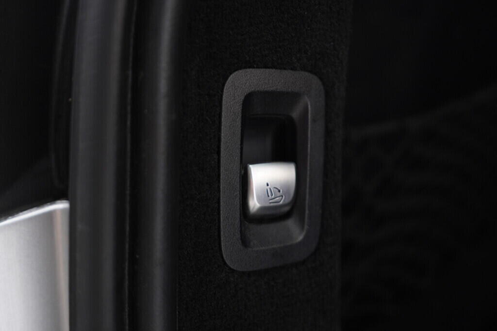 O119V07104_47.webp_TŘÍDY C C 200d Avantgarde 1.6  100 kW automat