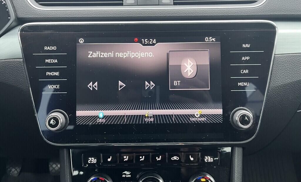 O119V07106_25.webp_SUPERB Style 2.0 TDI 110 kW manuál