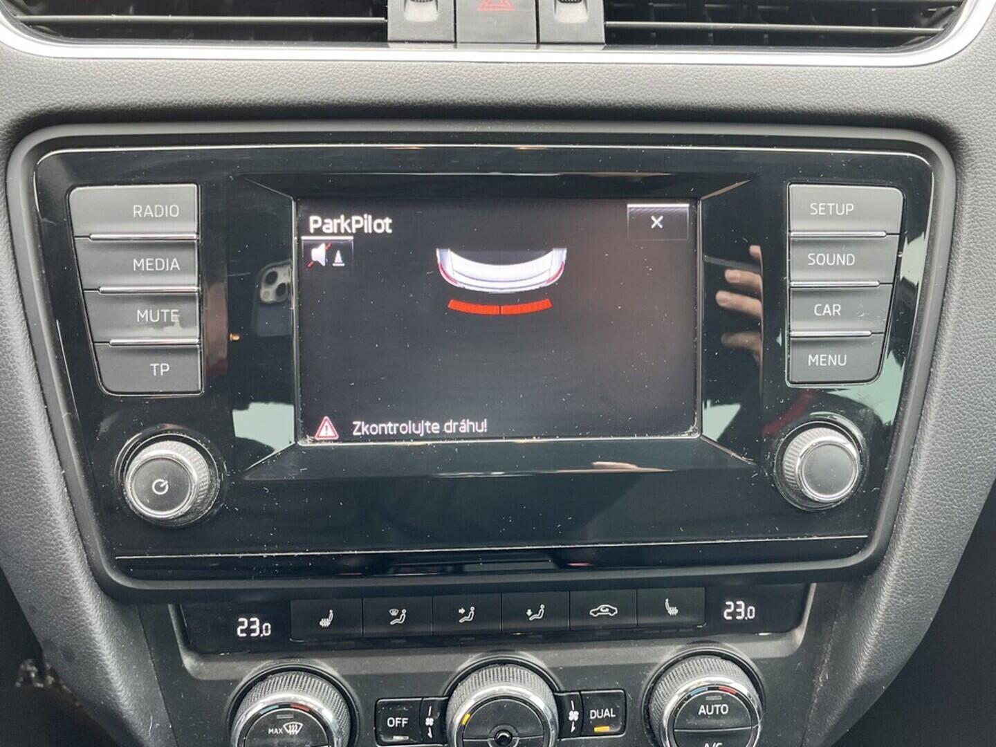 O119V07108_27.webp_OCTAVIA RS 2.0 TSI 162 kW manuál