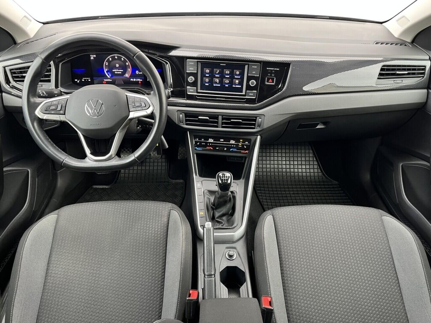 O119V07111_18.webp_POLO Life 1.0 TSI 70 kW manuál