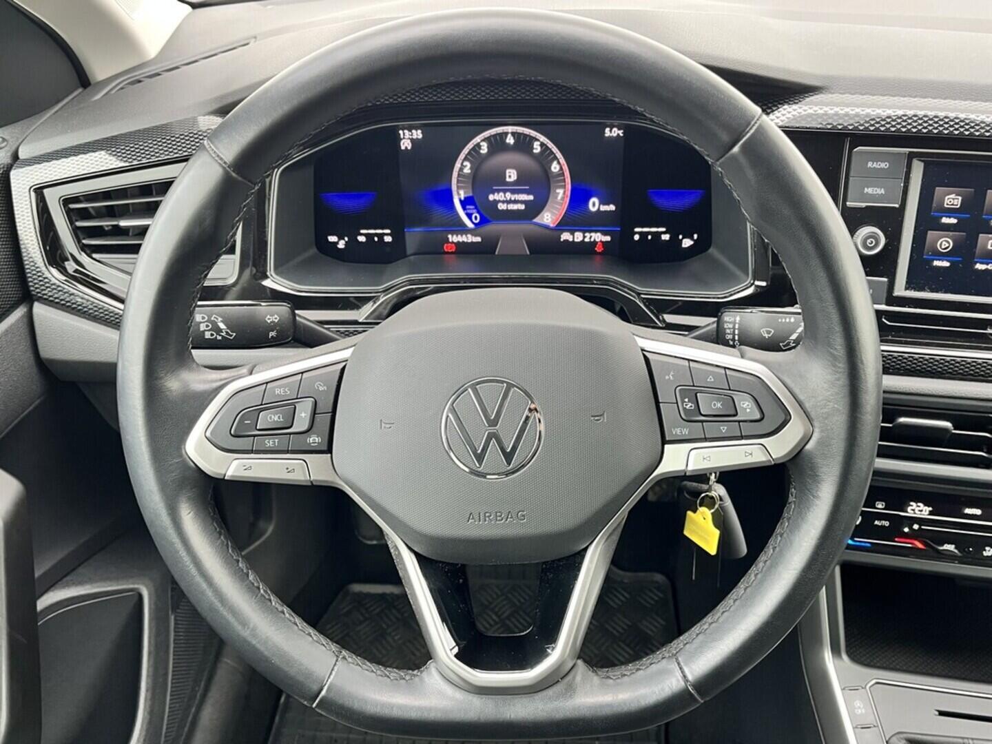 O119V07111_23.webp_POLO Life 1.0 TSI 70 kW manuál