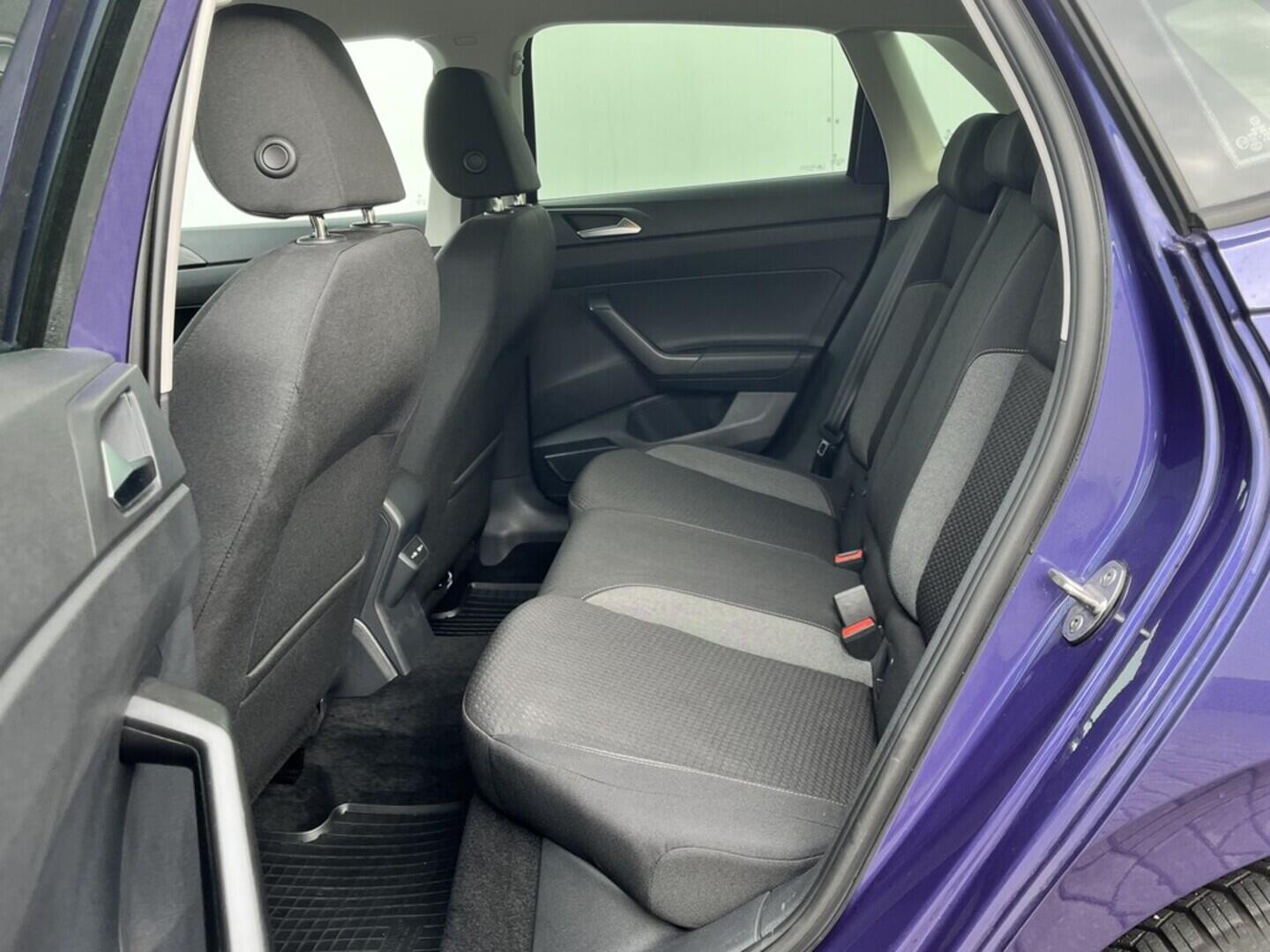 O119V07111_33.webp_POLO Life 1.0 TSI 70 kW manuál