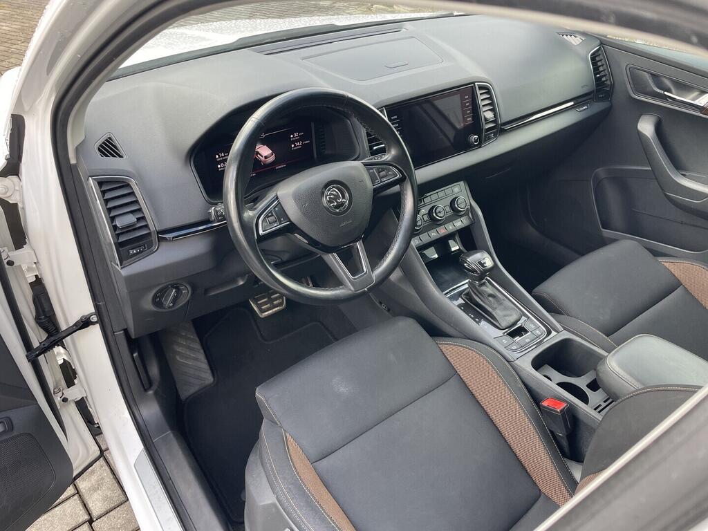 O119V07112_19.webp_KAROQ  2.0 TDI 110 kW automat