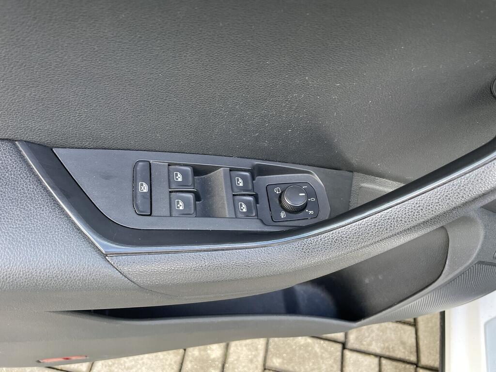 O119V07112_21.webp_KAROQ  2.0 TDI 110 kW automat