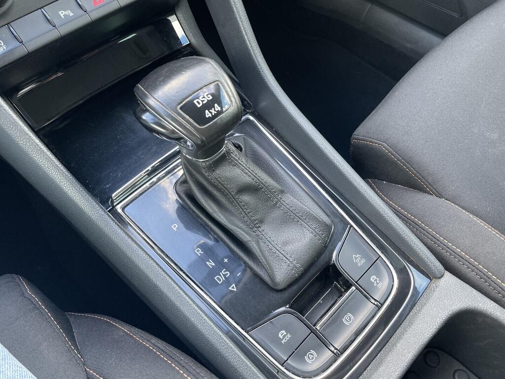 O119V07112_30.webp_KAROQ  2.0 TDI 110 kW automat