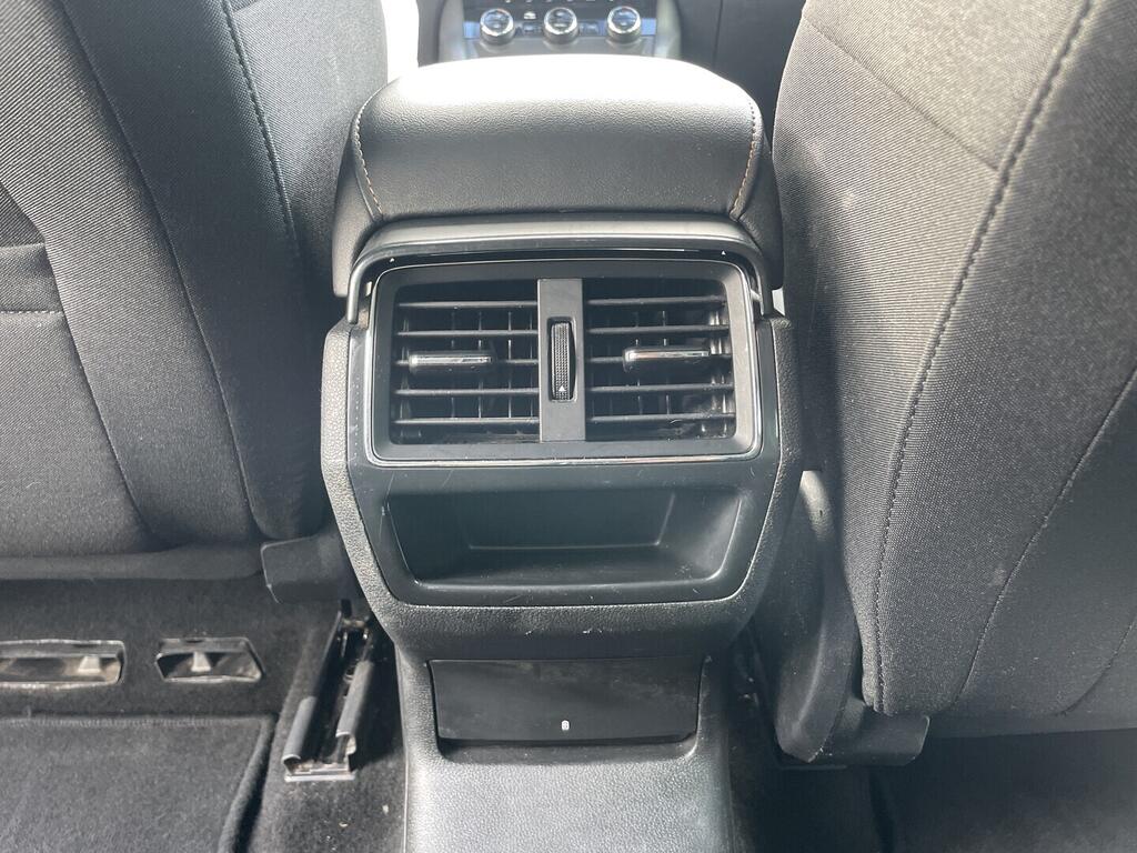 O119V07112_33.webp_KAROQ  2.0 TDI 110 kW automat