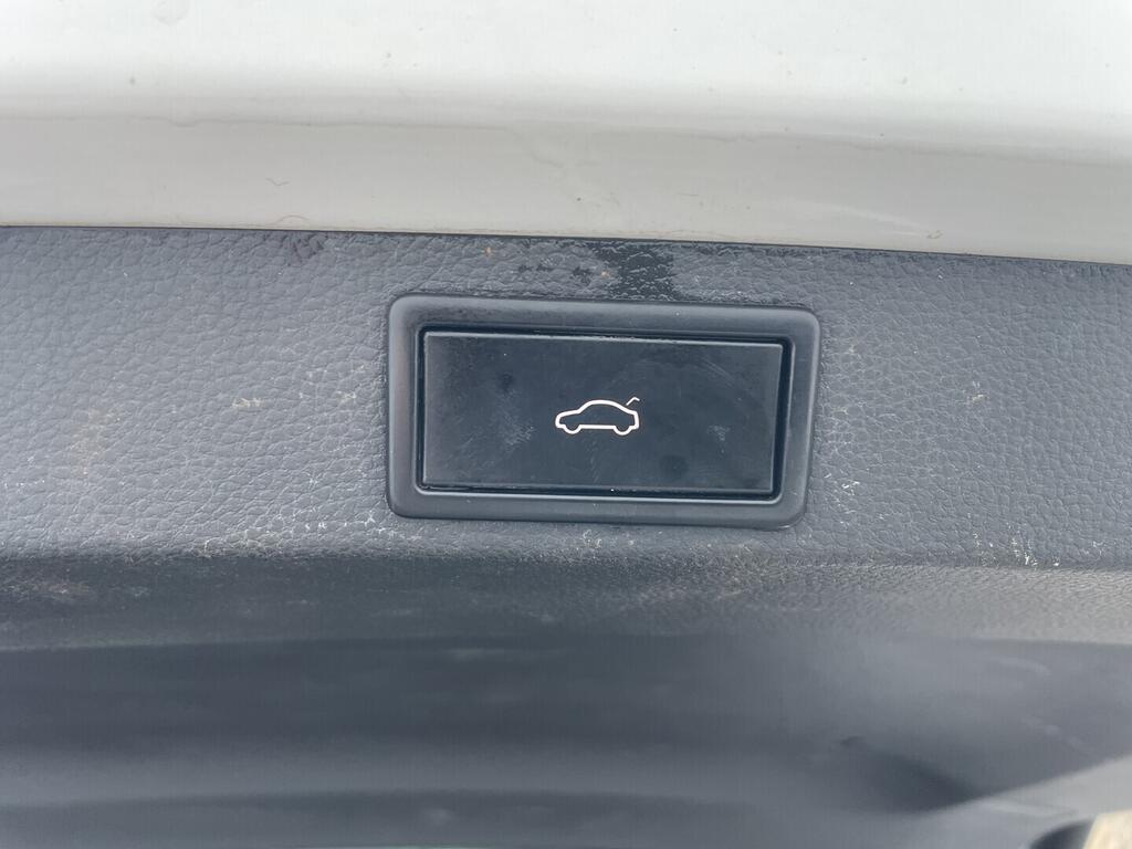 O119V07112_35.webp_KAROQ  2.0 TDI 110 kW automat