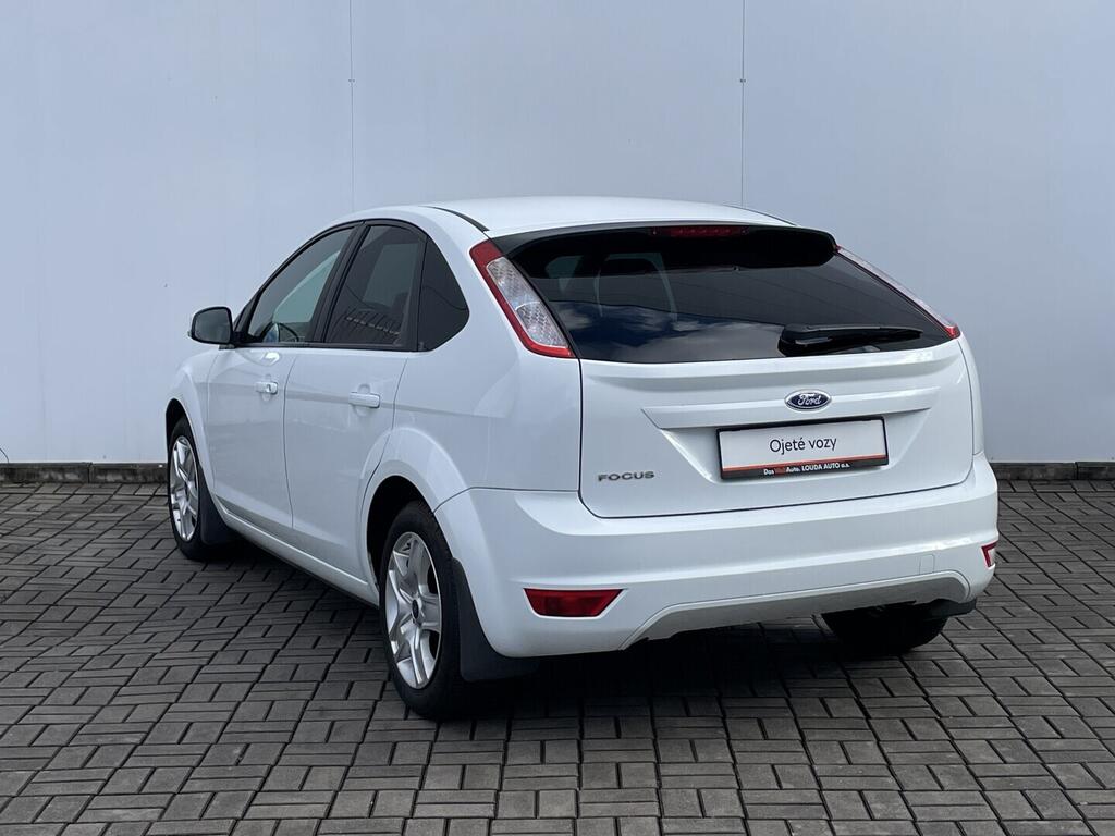 O119V07115_15.webp_FOCUS Trend 1.6 16V 74 kW manuál