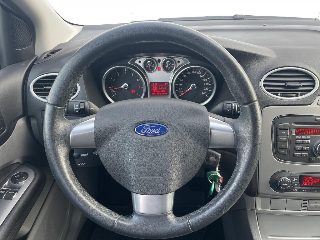 O119V07115_24.webp_FOCUS Trend 1.6 16V 74 kW manuál