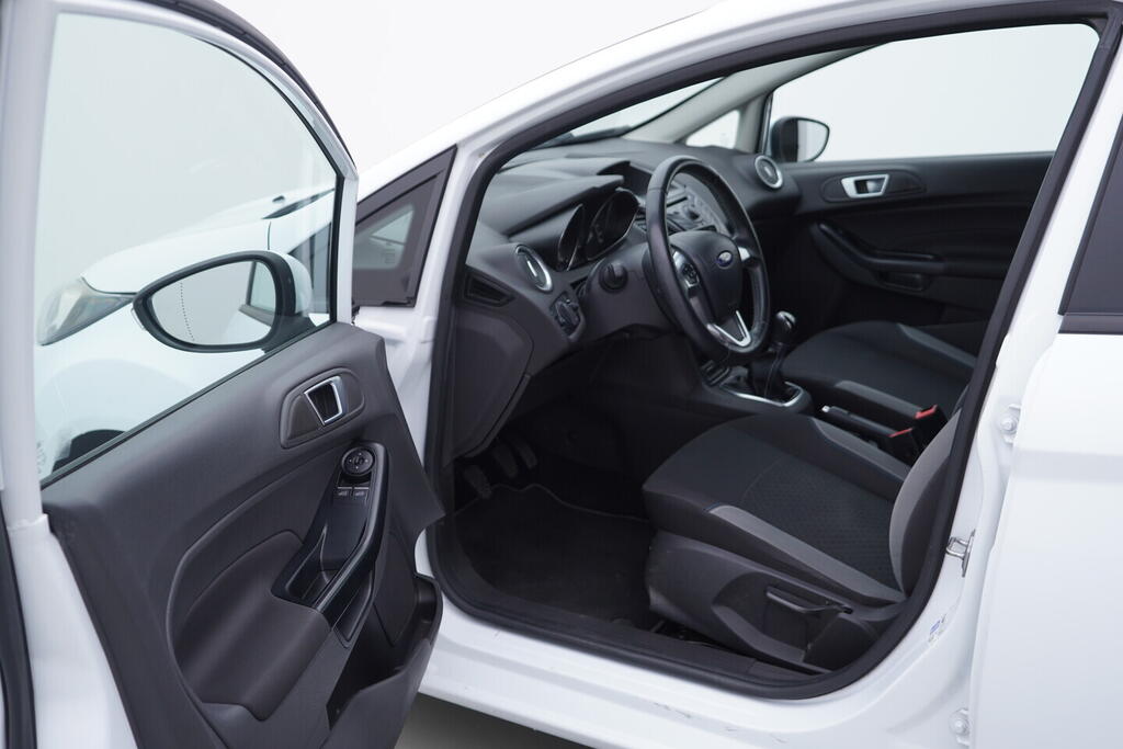 O119V07118_18.webp_FIESTA Trend 1.0 Ecoboost 74 kW manuál