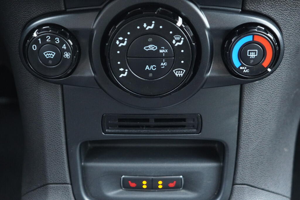 O119V07118_30.webp_FIESTA Trend 1.0 Ecoboost 74 kW manuál