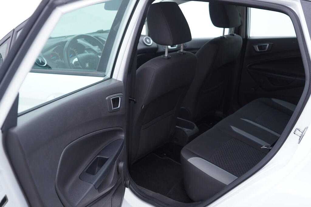 O119V07118_32.webp_FIESTA Trend 1.0 Ecoboost 74 kW manuál