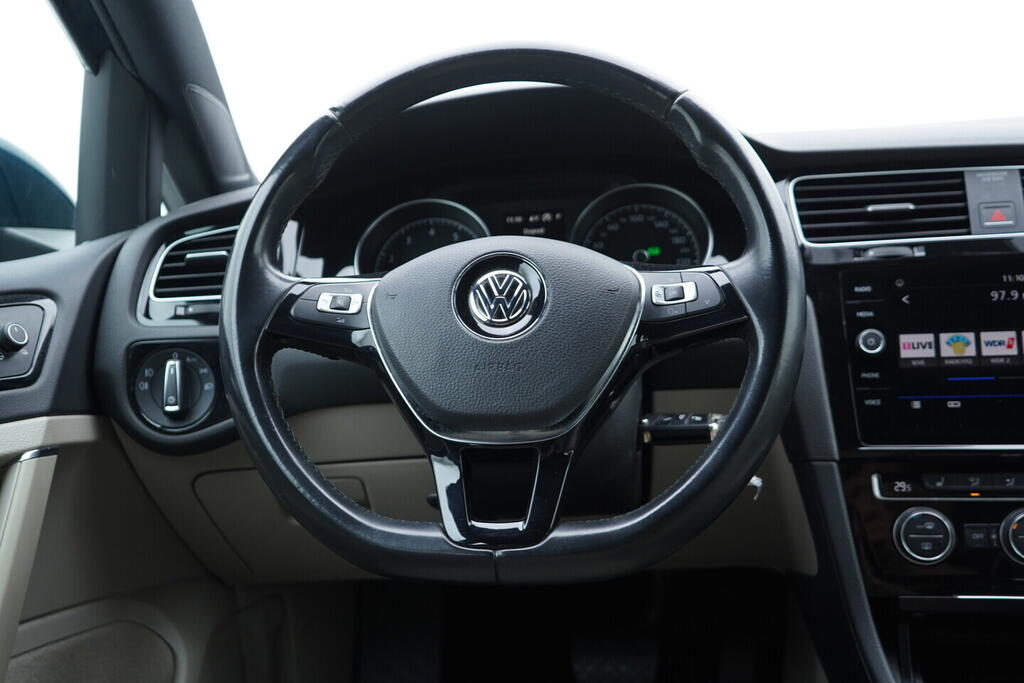 O119V07121_27.webp_GOLF Highline 1.4 TSI 92 kW automat