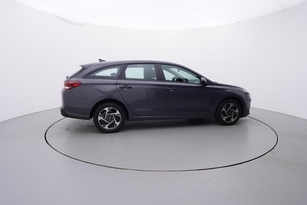 O119V07123_15.webp_I30 Start 1.0  74 kW manuál, DPH