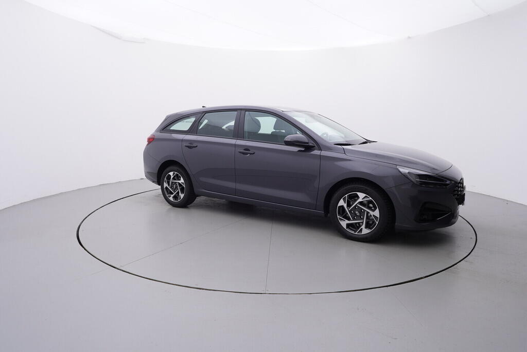 O119V07123_16.webp_I30 Start 1.0  74 kW manuál, DPH