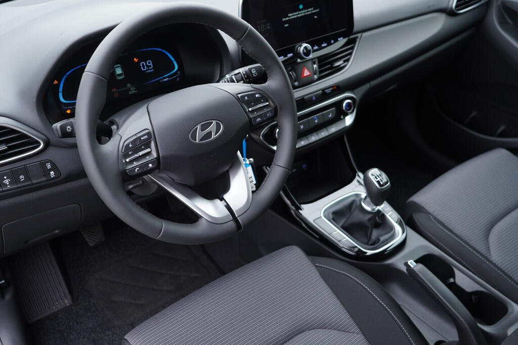 O119V07123_21.webp_I30 Start 1.0  74 kW manuál, DPH