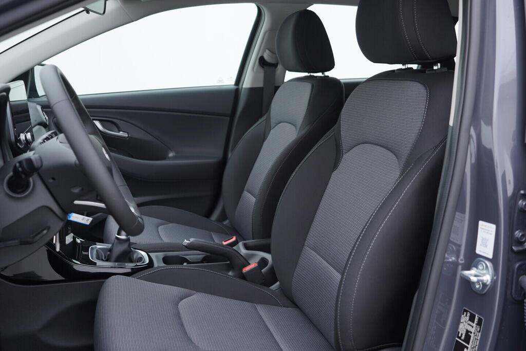 O119V07123_22.webp_I30 Start 1.0  74 kW manuál, DPH