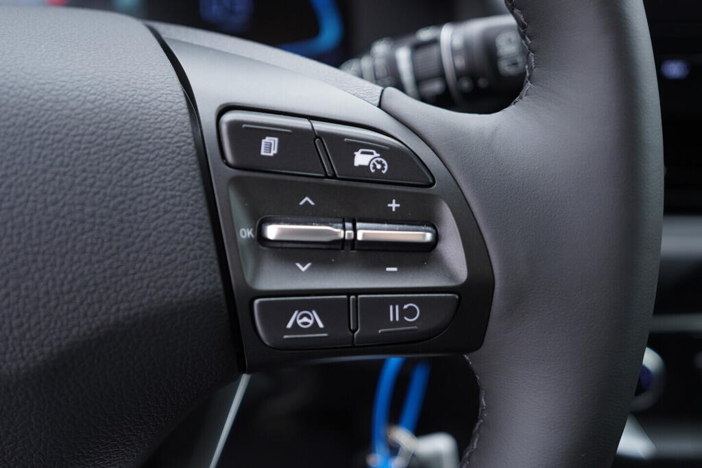 O119V07123_26.webp_I30 Start 1.0  74 kW manuál, DPH